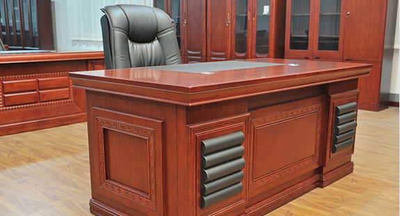 秋冬季節(jié) 實(shí)木辦公室家具的保養(yǎng)